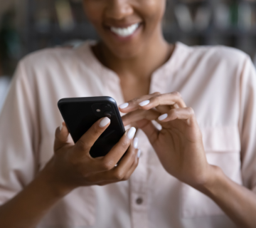 Mobiele telefoon 360x320